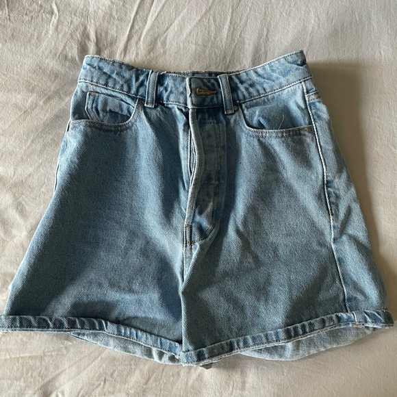 Zara Pants - Zara - Mom Fit Denim Shorts